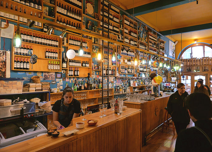 Restaurante La Luna, Punta Arenas, Chile